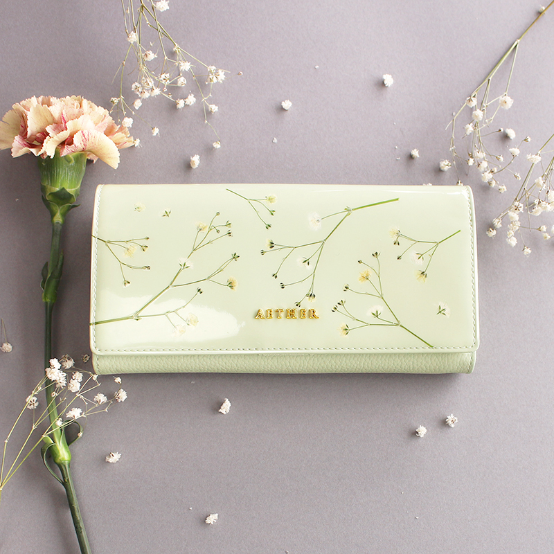 押し花レザー「ジプソフィア」長財布(かぶせ)