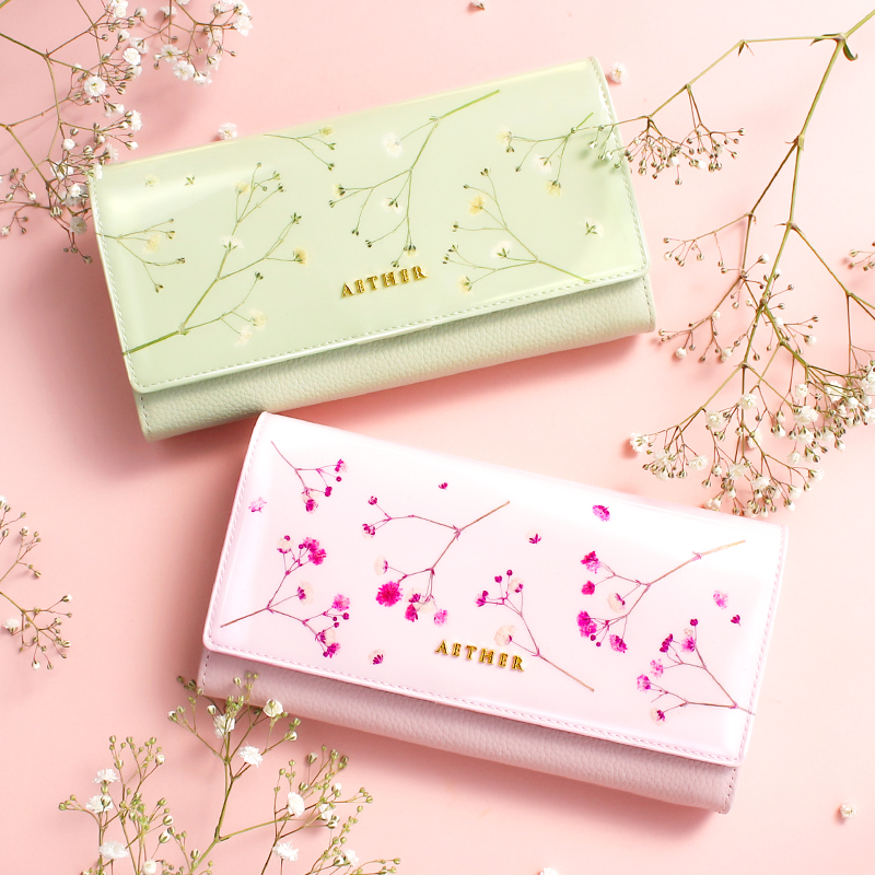 押し花レザー「ジプソフィア」長財布(かぶせ)