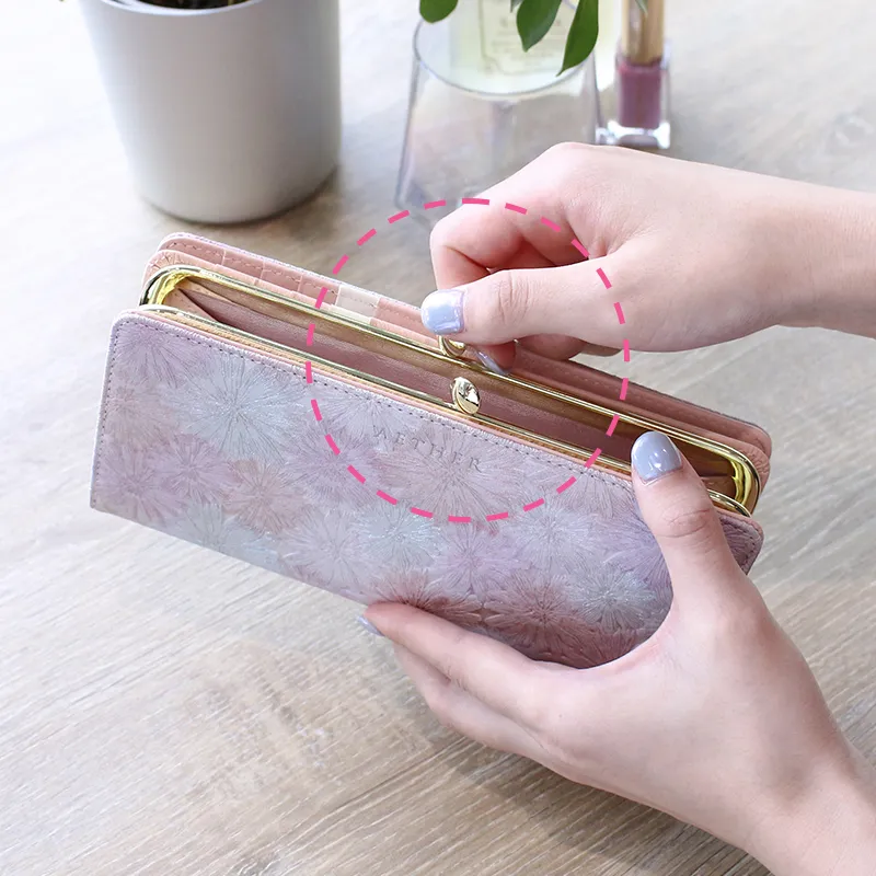 イタリア製桜柄レザー「サクラ」長財布（がま口フラップ）