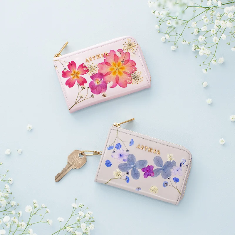 押し花レザー「ジプソフィア」二つ折り財布（がま口）｜AETHER