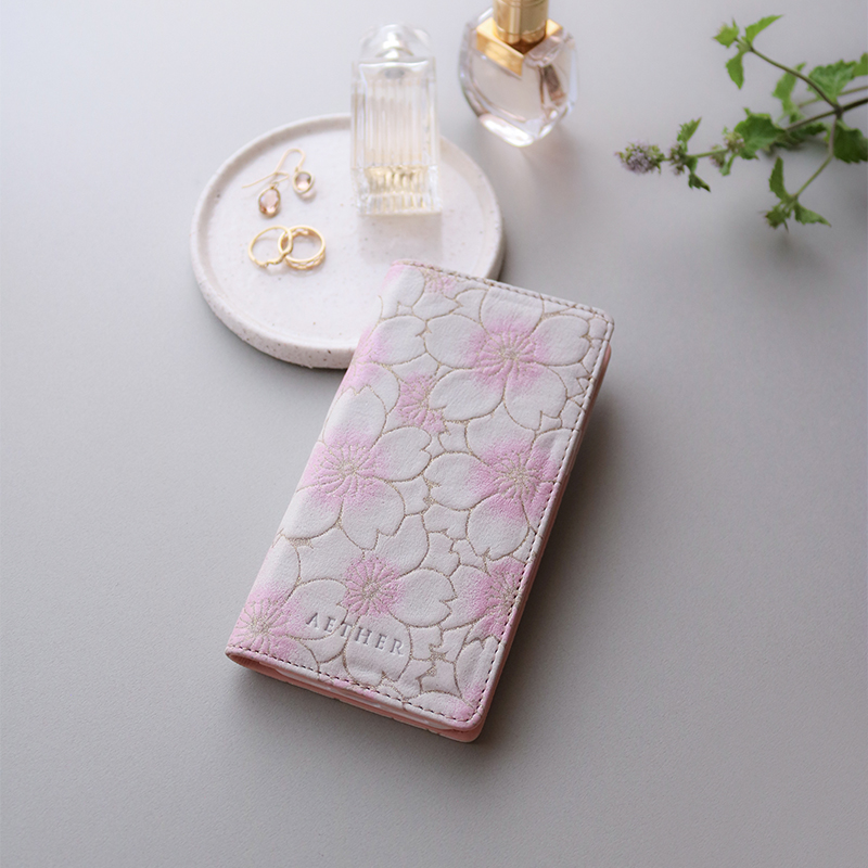 新色＆再販】幸運を運ぶマーガレットのお財布が本日発売｜花の