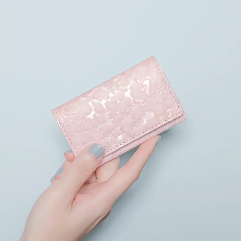 ローズ型押しレザー「シュクレ」キーケース