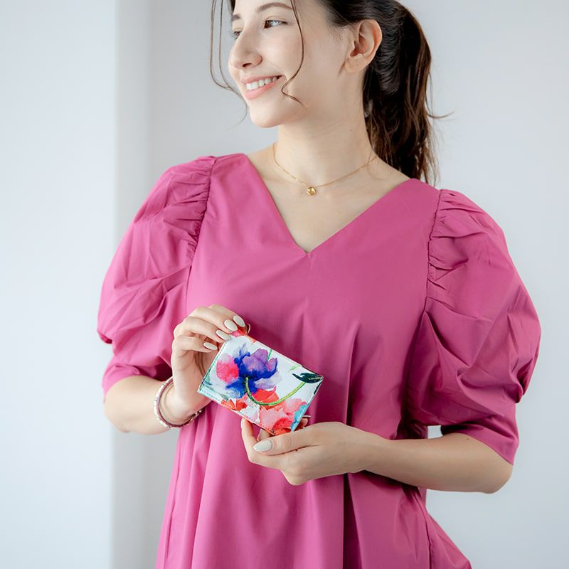 エナメルレザー「ピヴォワンヌ」ミニ財布（4way）