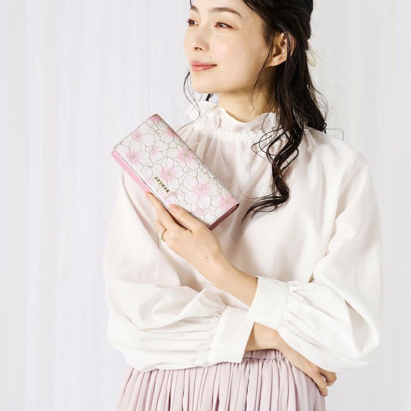 グレインレザー「サクラ」長財布（かぶせ）