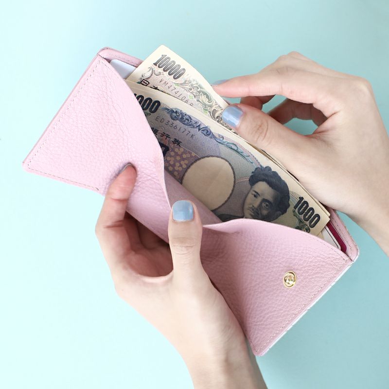 ローズ型押しレザー「シュクレ」ミニ財布（三つ折り）　ローズピンク