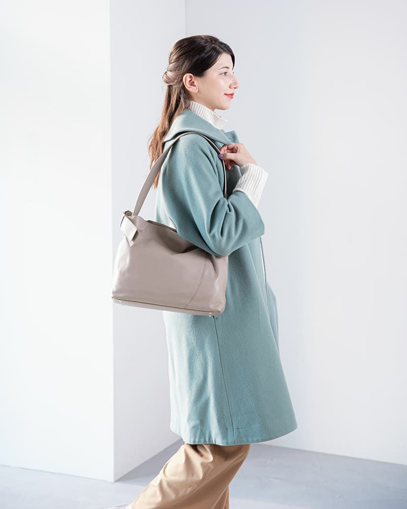 【大人気】★Aelfric Eden★ リボンデコレーショントートバッグ 大人気】☆Aelfric Eden☆ リボンデコレーショントートバッグ